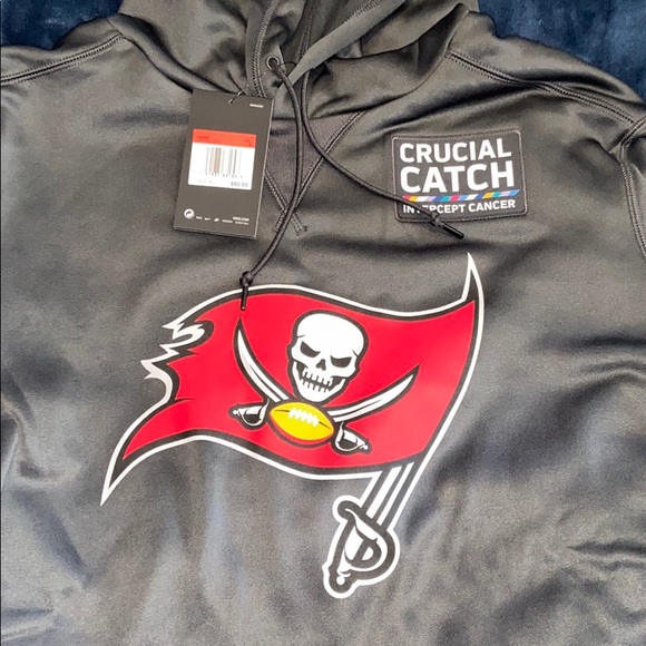 tampa bay buccaneers crucial catch hoodie